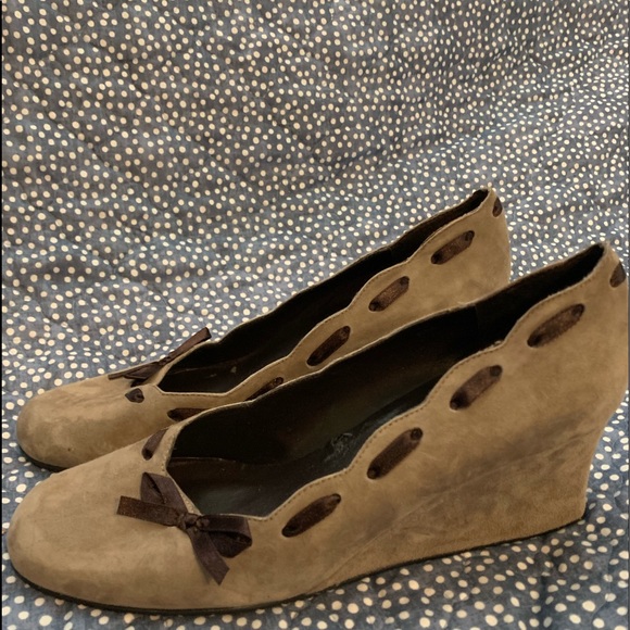 Van Eli Shoes - Van Eli, soft suede wedge, Brown, W 7